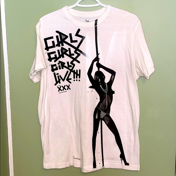 Medium short sleeve - Picture 1 of 1